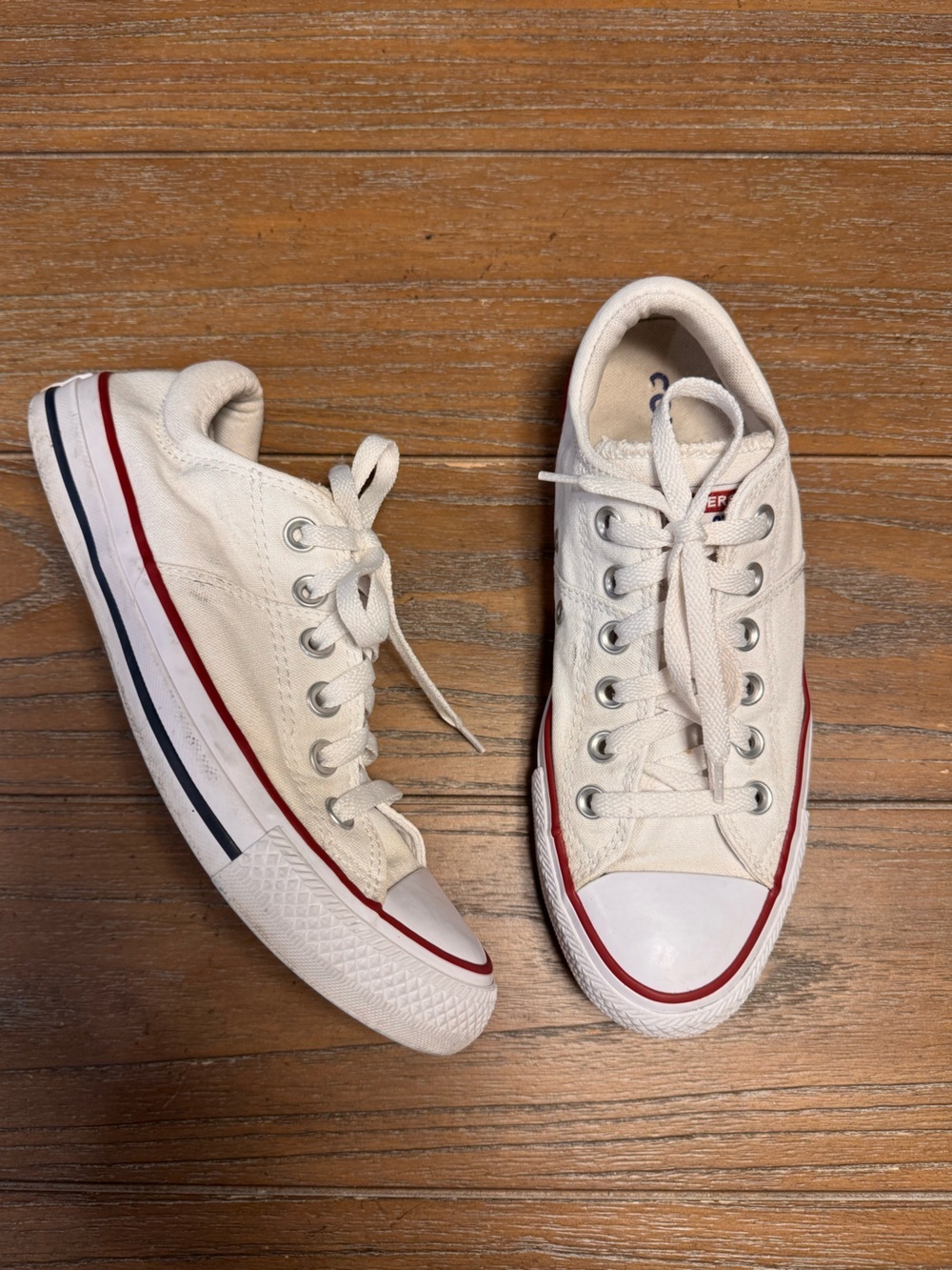 Classic Low-Top Canvas Sneakers in Off-White with Red & Navy Trim